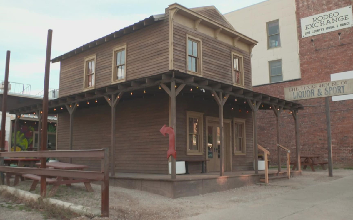 Specific '1883' Filming Locations Used around Fort Worth